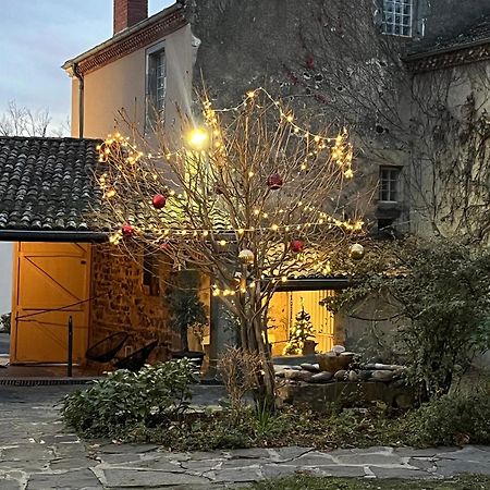 Hotel La Cour Carree Perrier Zewnętrze zdjęcie