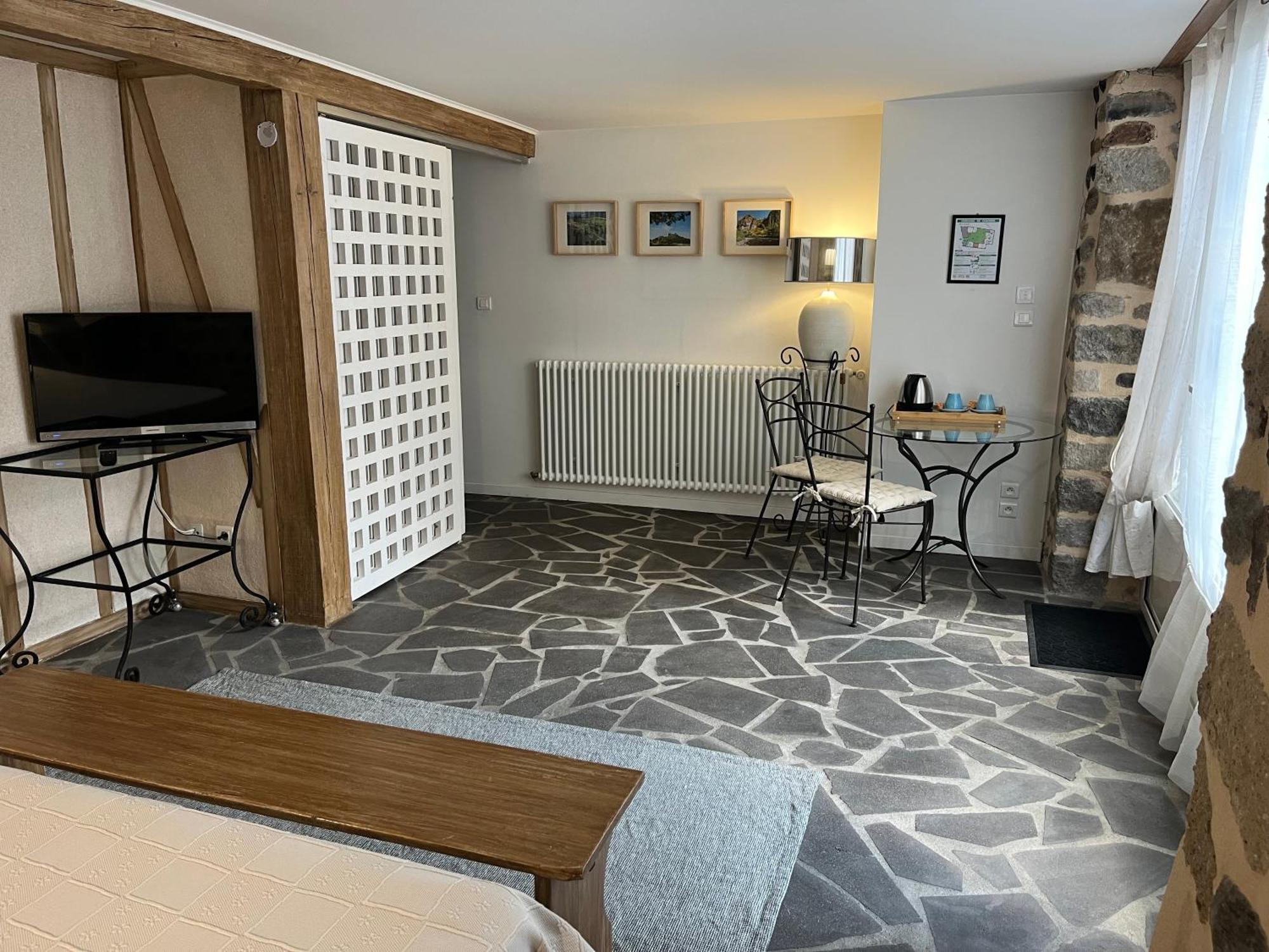 Hotel La Cour Carree Perrier Zewnętrze zdjęcie
