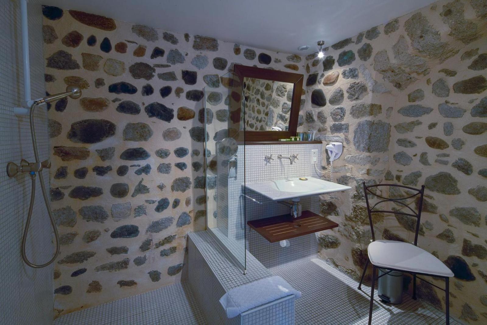 Hotel La Cour Carree Perrier Zewnętrze zdjęcie